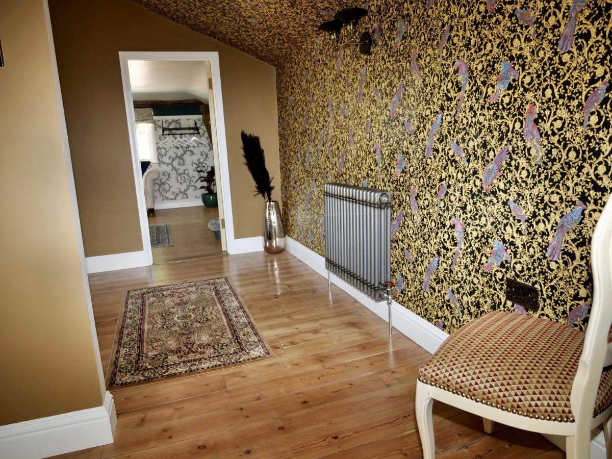 Luxury 9 Bed Manor House Hot Tub Cinema Room Skytv Saffron Walden Exteriér fotografie